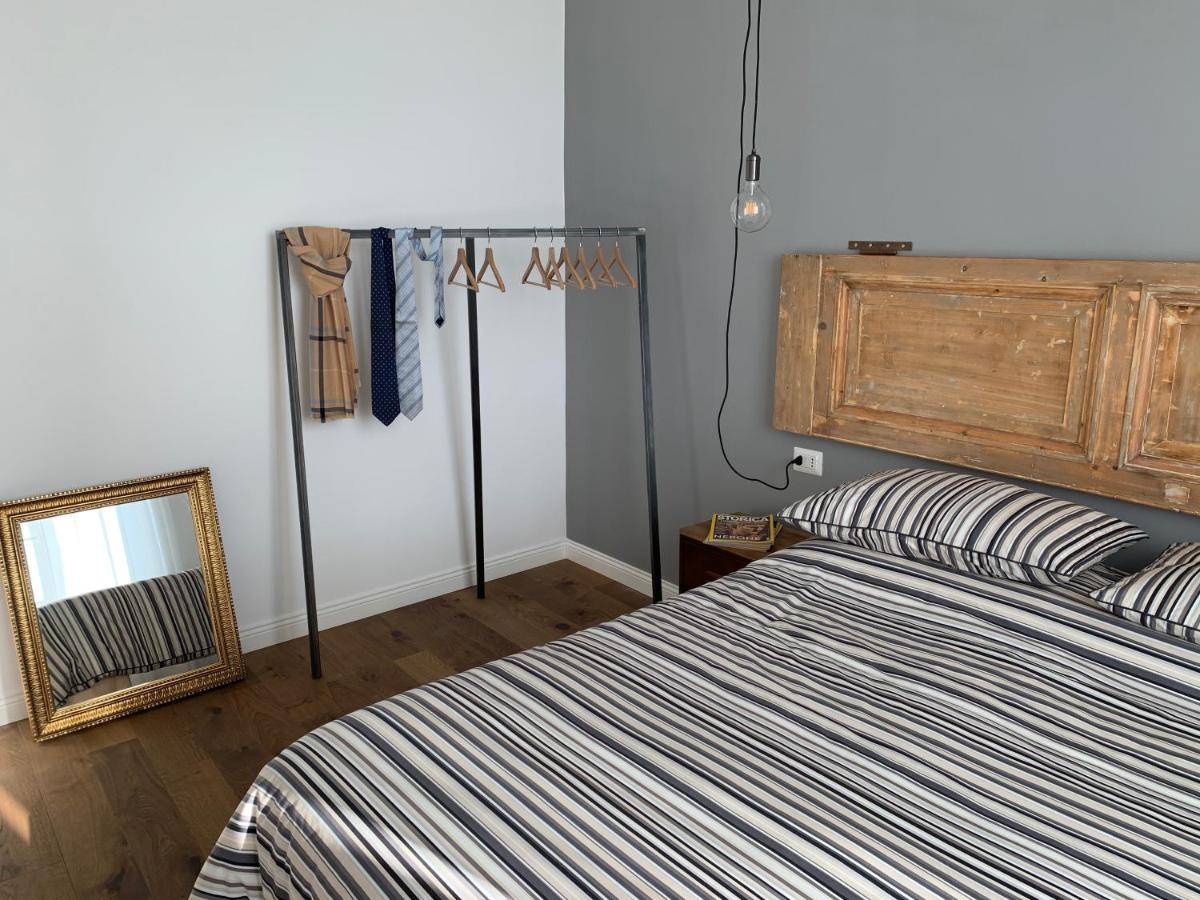 The Quality Apartment Napoli Esterno foto