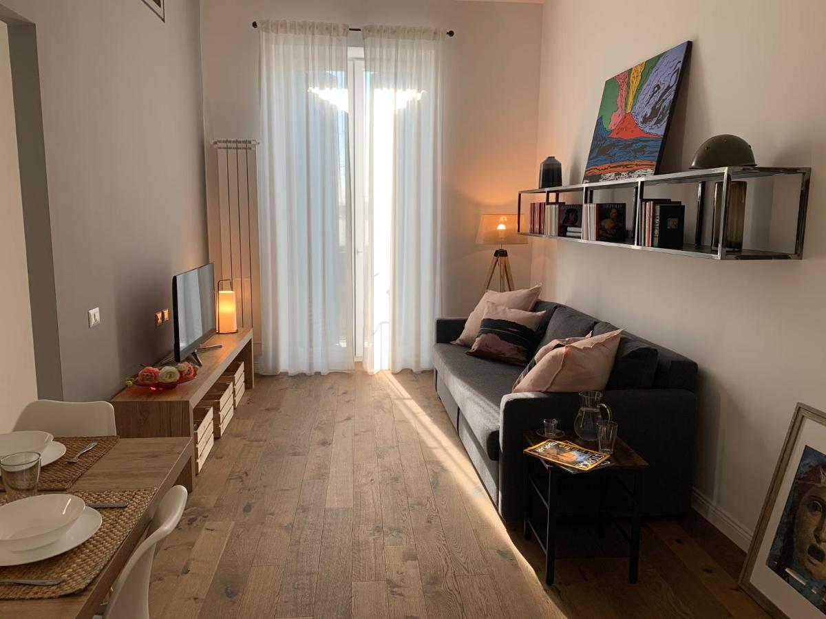 The Quality Apartment Napoli Esterno foto