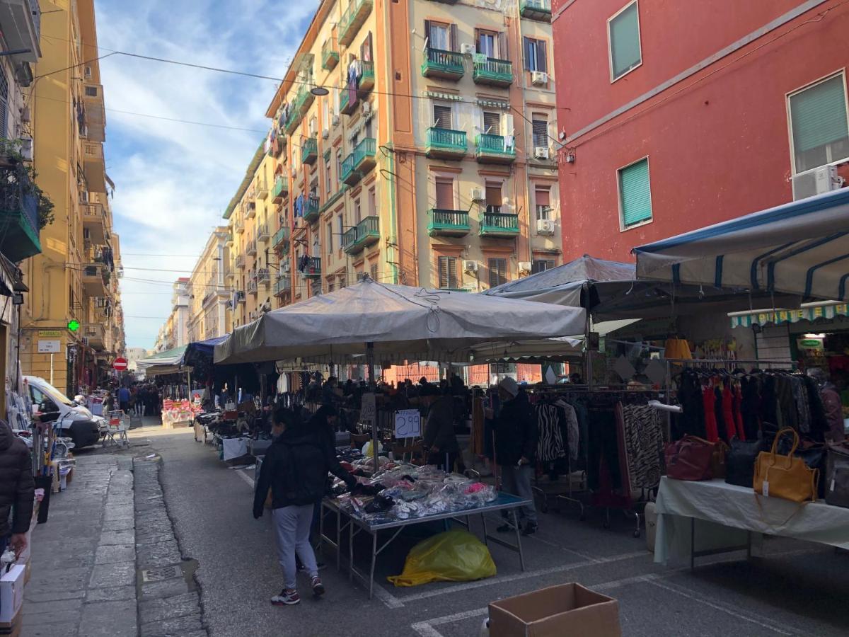 The Quality Apartment Napoli Esterno foto